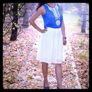 Banana Republic embroidered sleeveless top